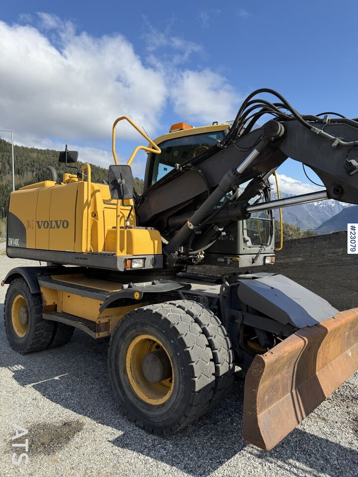 2009 Volvo EW140C Escavatore Gomma