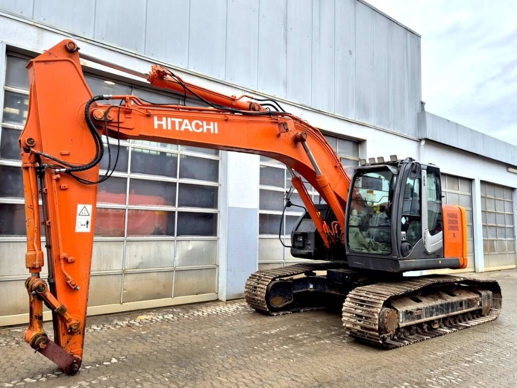 2013 Hitachi ZX225USLC-3 Raupenbagger