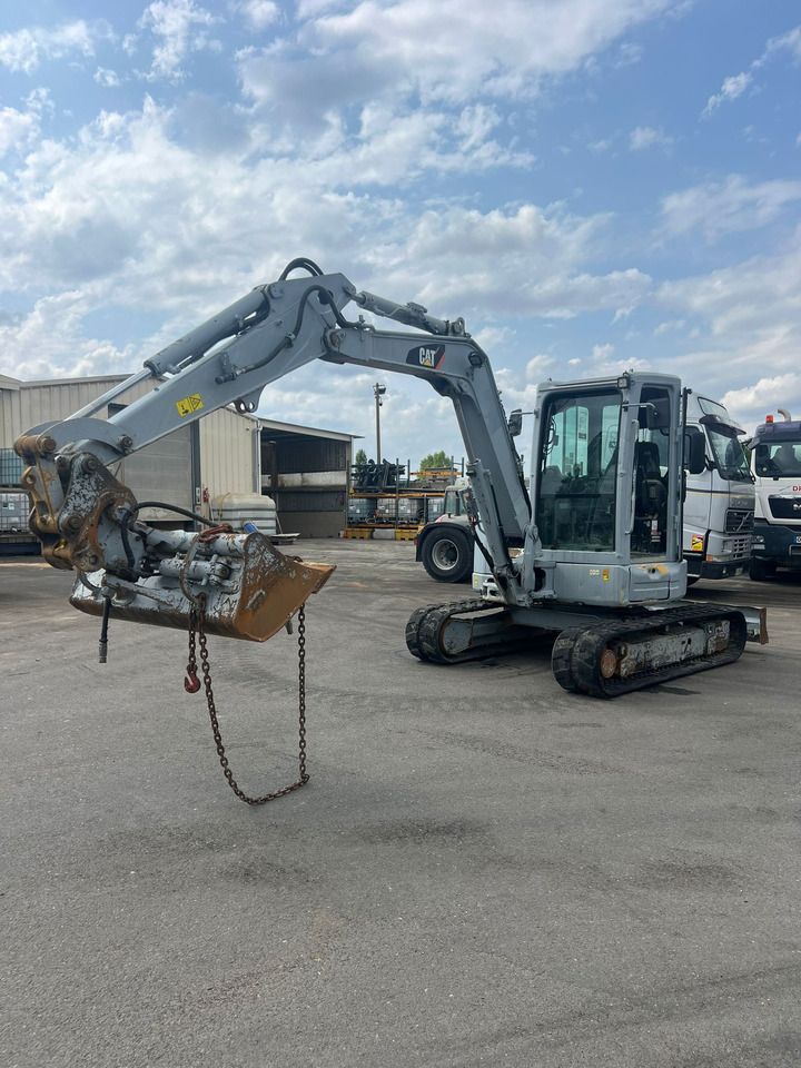 2017 Caterpillar 305E2 Mini Excavator