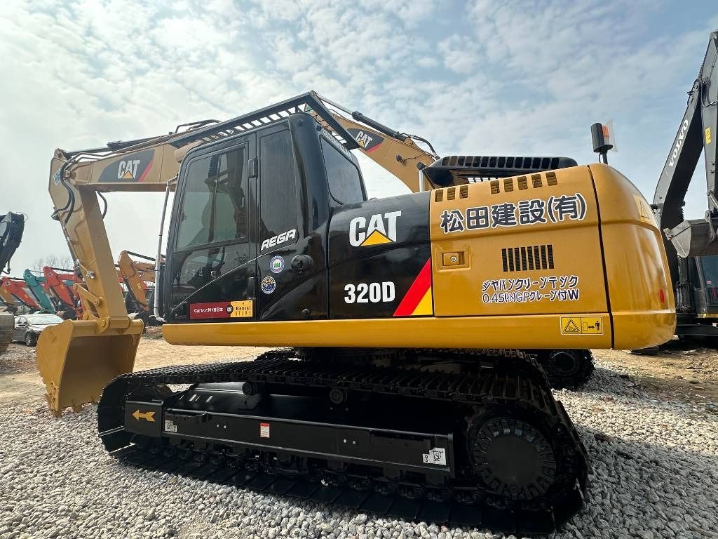 2025 Caterpillar 320D Crawler Excavator