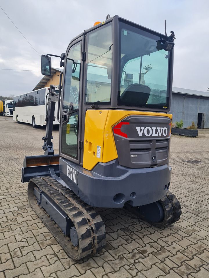 Mini Escavadora Volvo EC27D de 2018