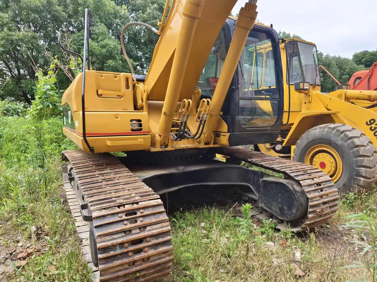 2018 Caterpillar 325C Excavadora de Orugas