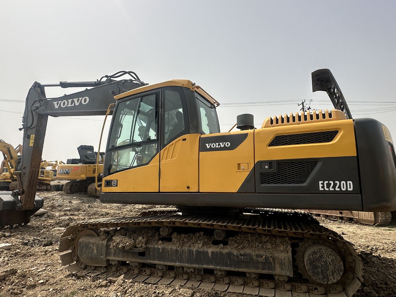 2021 Volvo EC220D Crawler Excavator