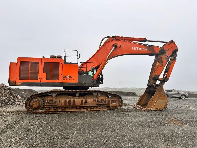 2014 Hitachi Zaxis 870 LCR crawler excavator side view