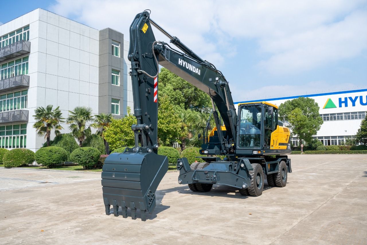 2026 Hyundai HW210 Wheel Excavator