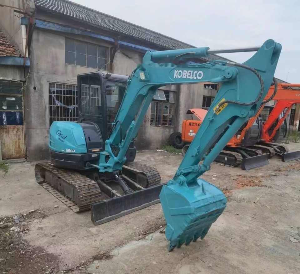 2018 Kobelco SK55SR crawler excavator, side view
