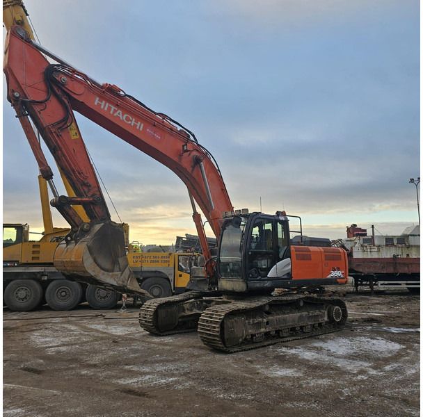 2018 Hitachi ZX350LC-6 crawler excavator, side view