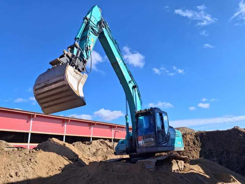 2016 Kobelco SK210 Crawler Excavator