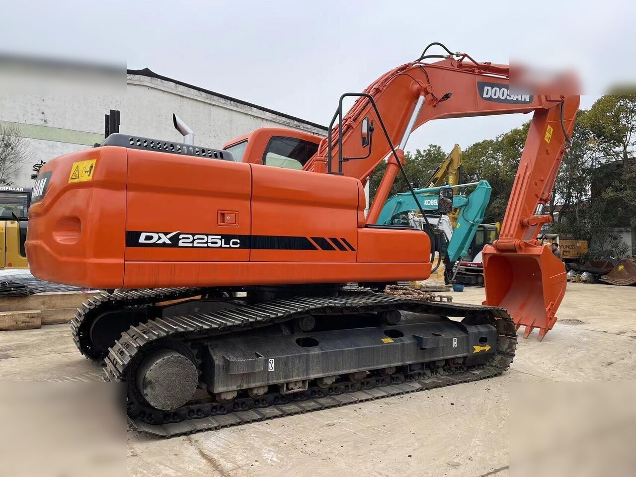 2024 Doosan DX225LC Crawler Excavator