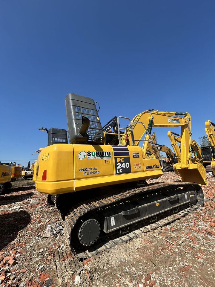 2023 Komatsu PC240-8 Pelle sur chenilles