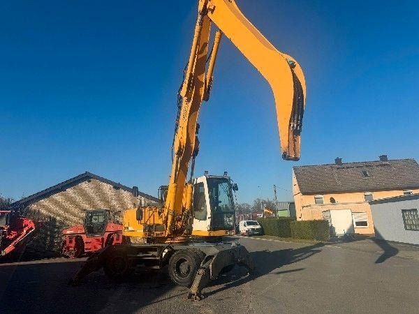 2005 Liebherr A924B Material Handler