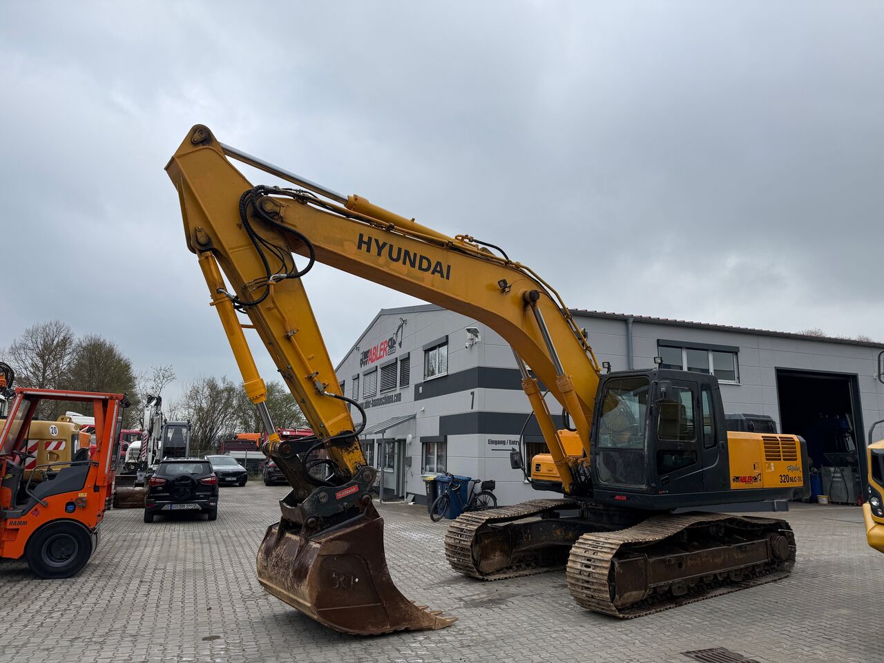 Koparka gąsienicowa Hyundai R320NLC-7A z 2008 roku