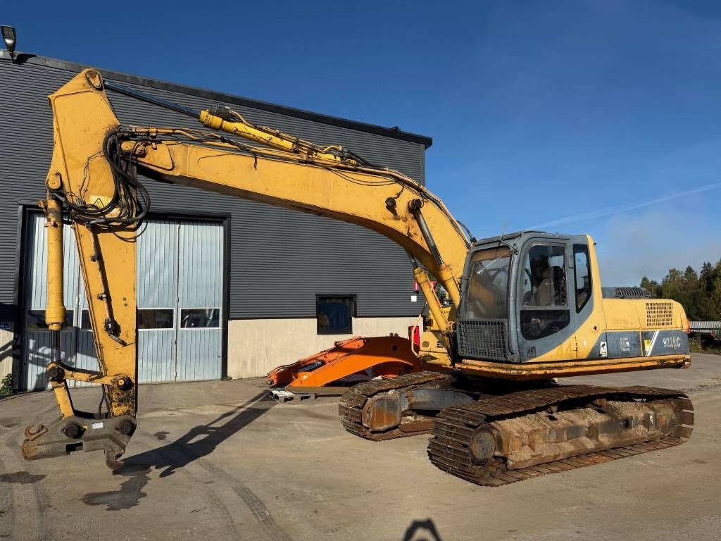 2013 LiuGong 922 LC Crawler Excavator