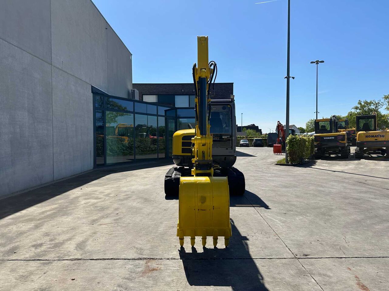 2013 Wacker Neuson 6003 mini excavator, front view