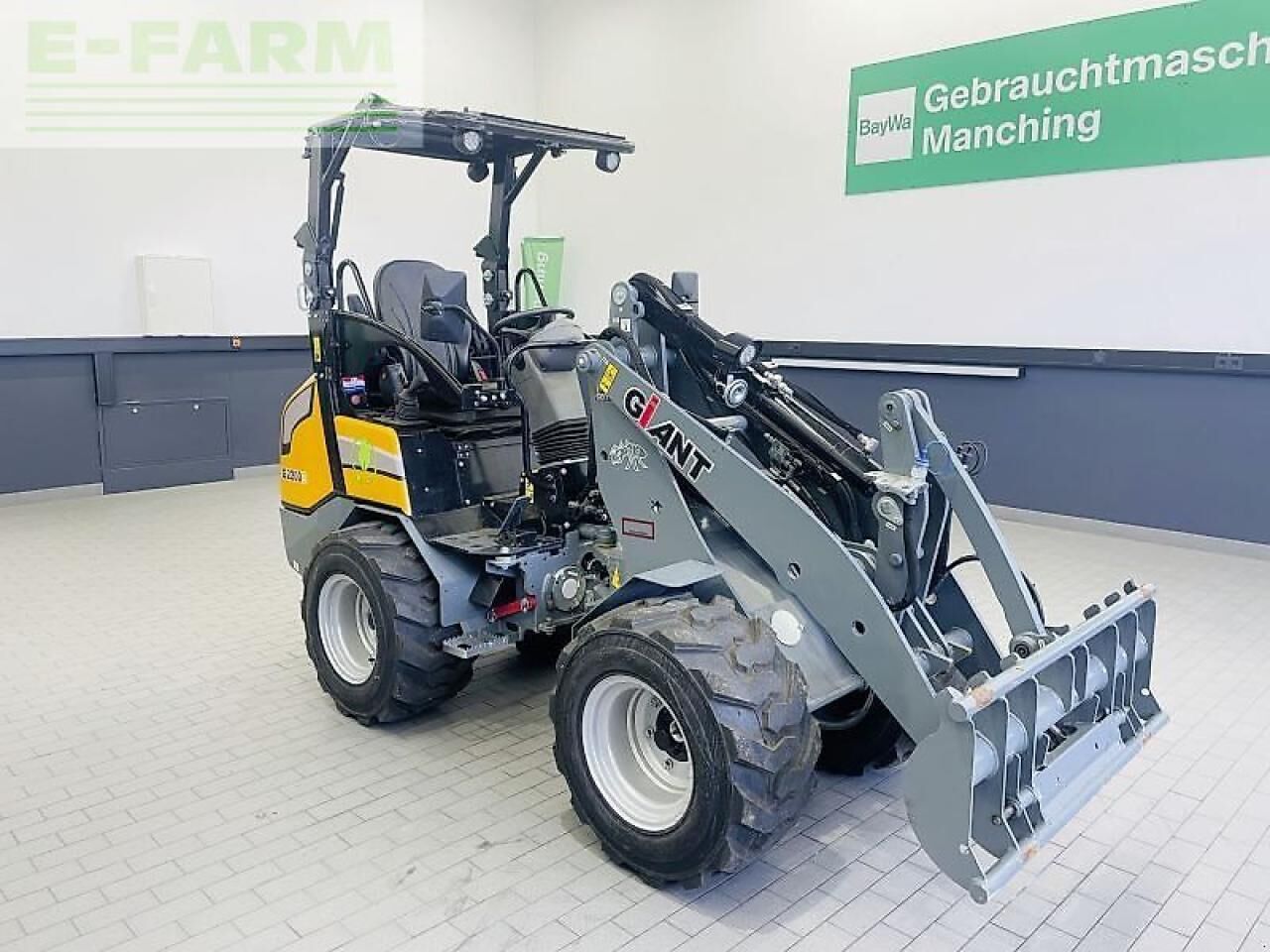 2023 Giant G2200E Mini Ekskavatör