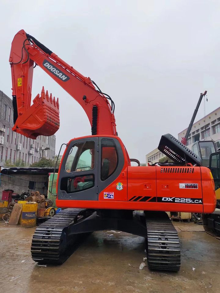 2019 Doosan DX225LCA Crawler Excavator
