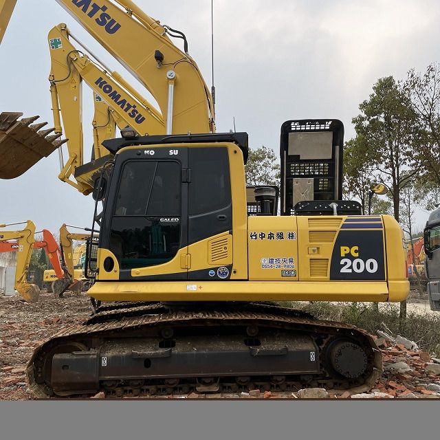 Komatsu PC200-8N1 Rupengraafmachine