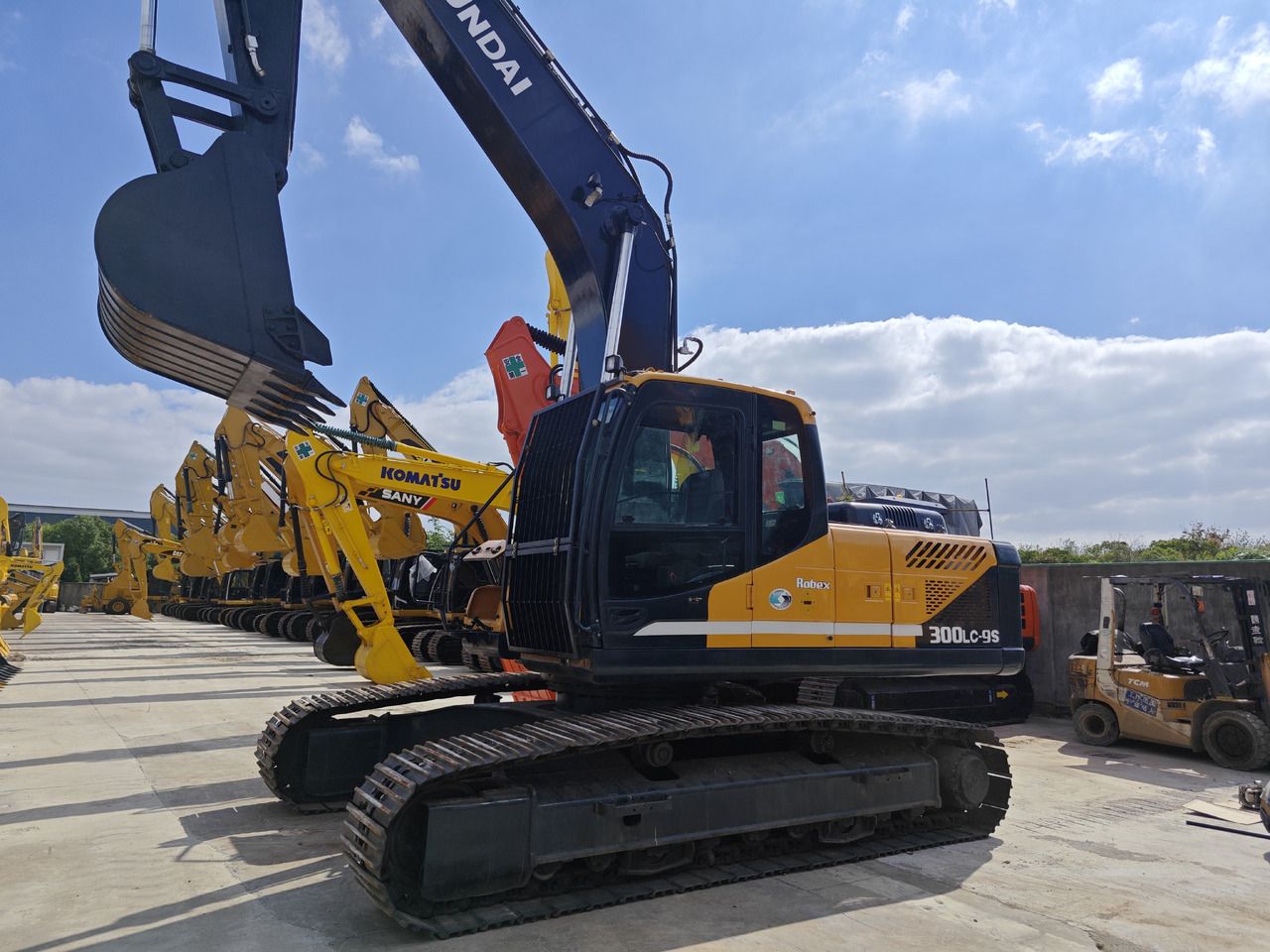 Hyundai R300LC-9S Paletli Ekskavatör