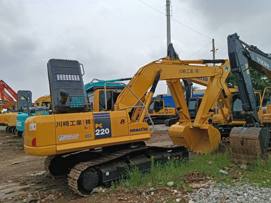 2021 Komatsu PC220-8 Excavator pe șenile