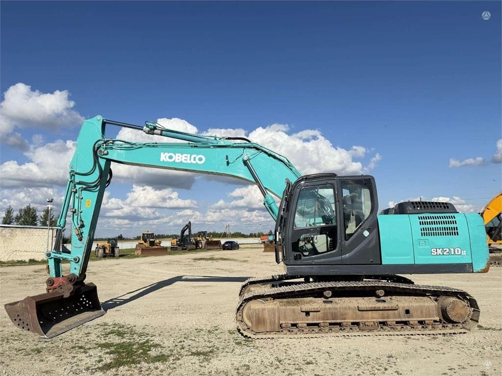 2015 Kobelco SK210LC-10 Crawler Excavator