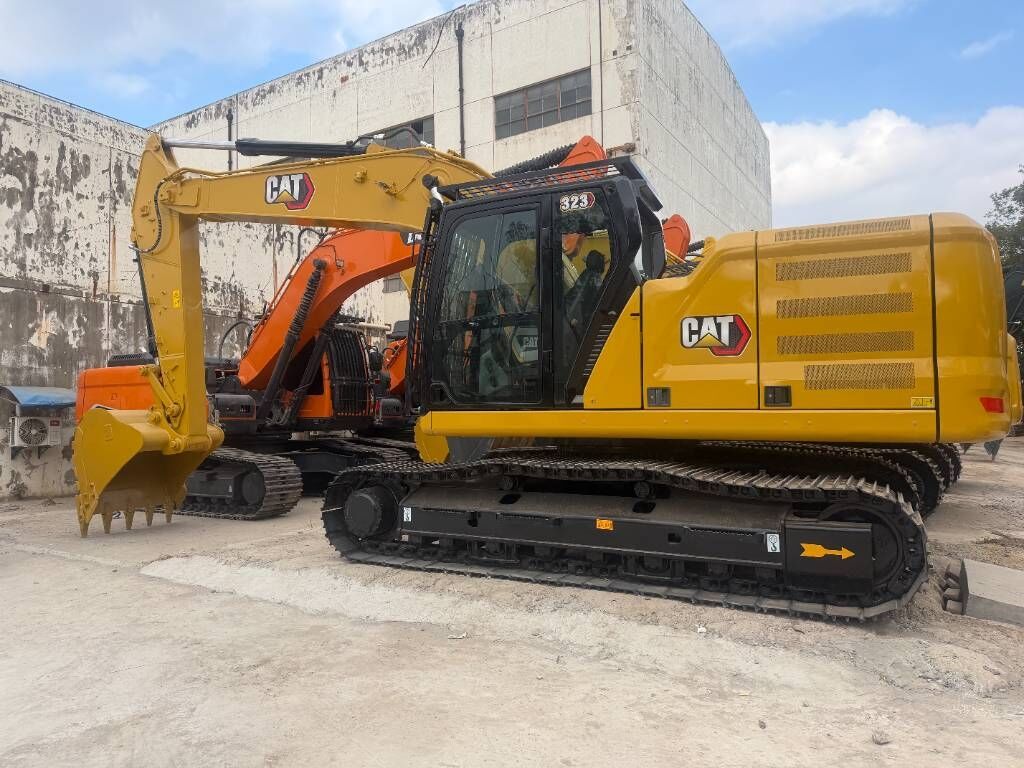 2024 Caterpillar 323 Crawler Excavator