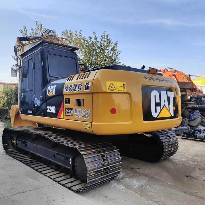 Gąsiennicowa koparka Caterpillar 312D z 2016 Gąsiennicowa koparka Caterpillar 312D z 2016