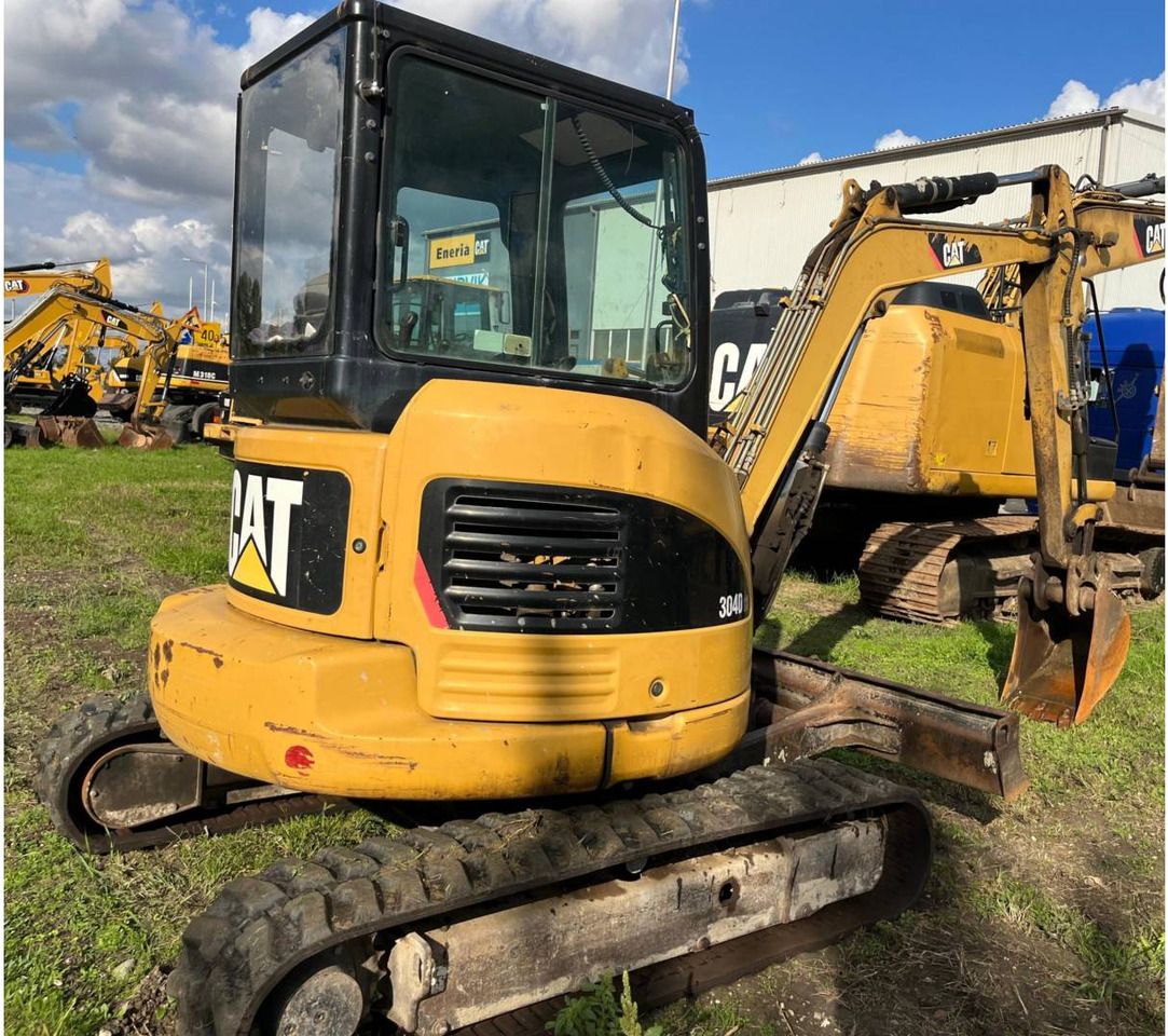 2011 Caterpillar 304DCR Crawler Excavator