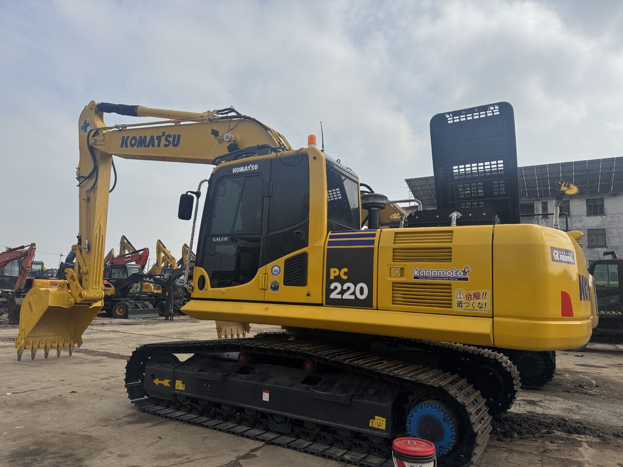 2024 Komatsu PC220-8 Crawler Excavator