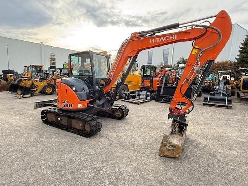 2016 Hitachi ZX55 U-5A Minikoparka
