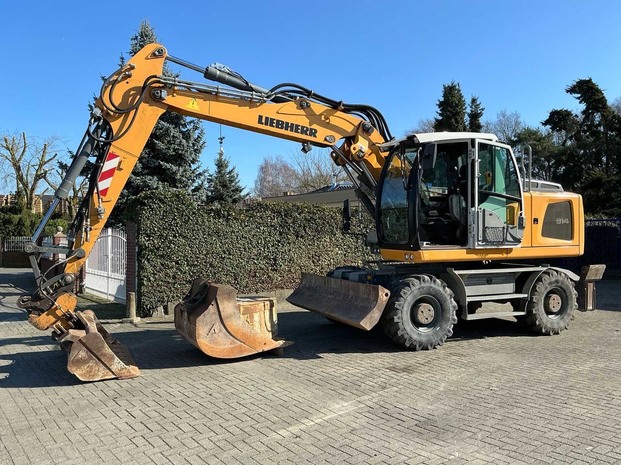 2017 Liebherr 914 Wheel Excavator