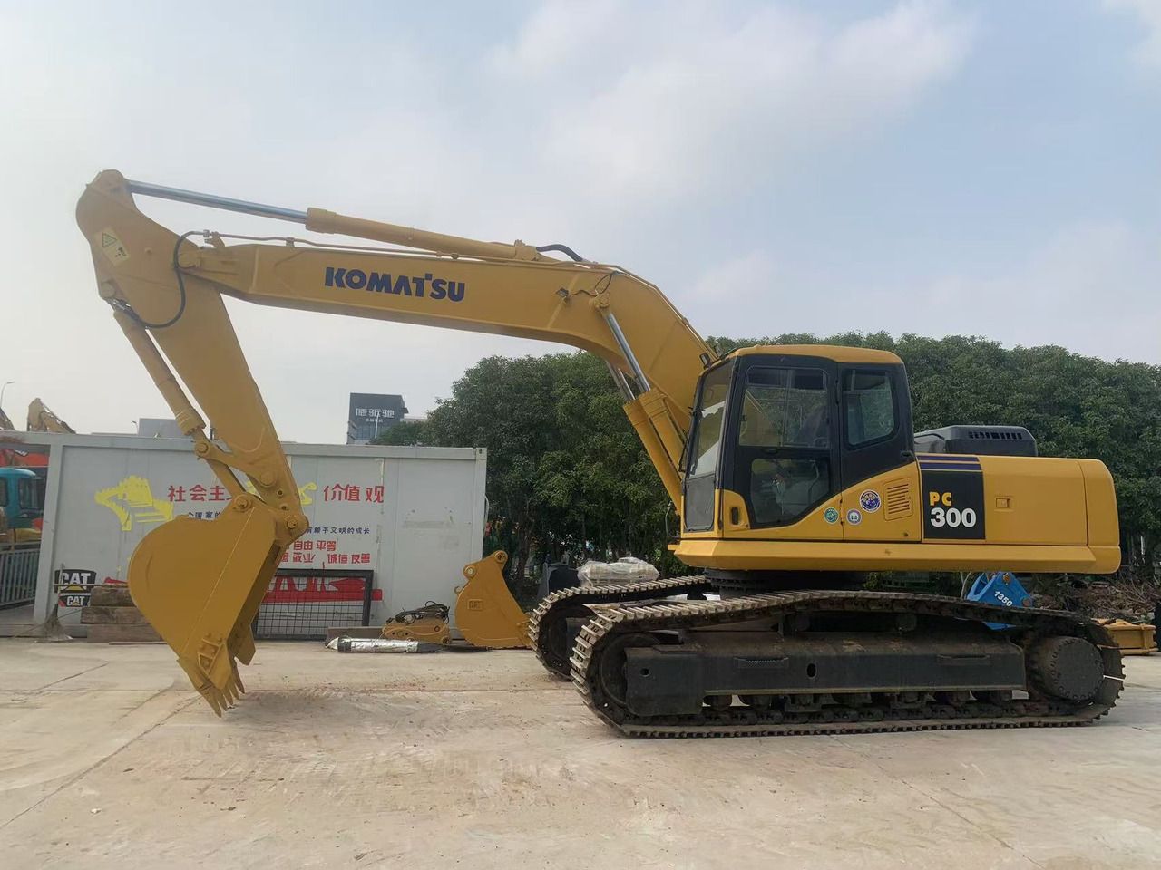 2020 Komatsu PC300 Crawler Excavator