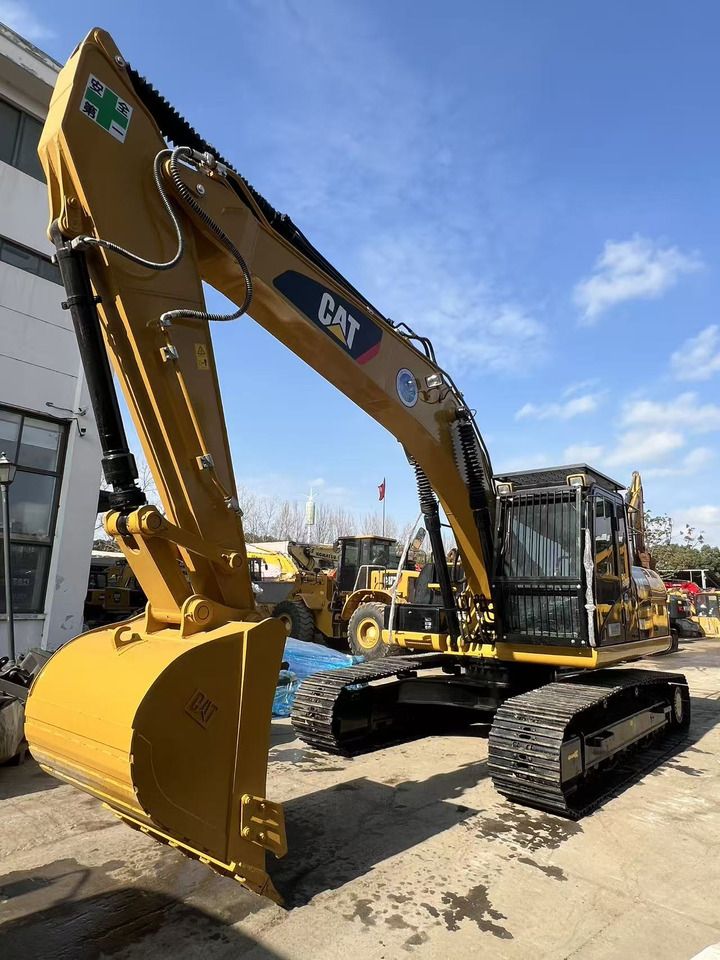 2022 Caterpillar 323D2L Excavator pe Șenile