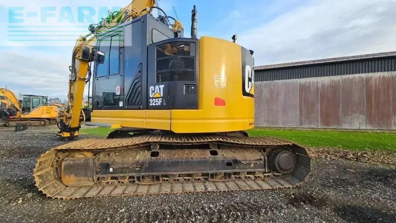 2016 Caterpillar 325F Gąsienicowa Koparka