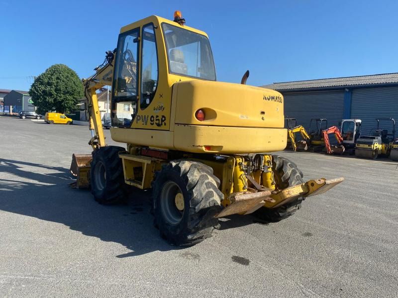 2000 Komatsu PW95 Wheel Excavator