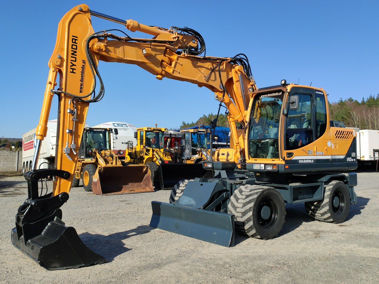 2014 Hyundai R140W-9 Wheel Excavator