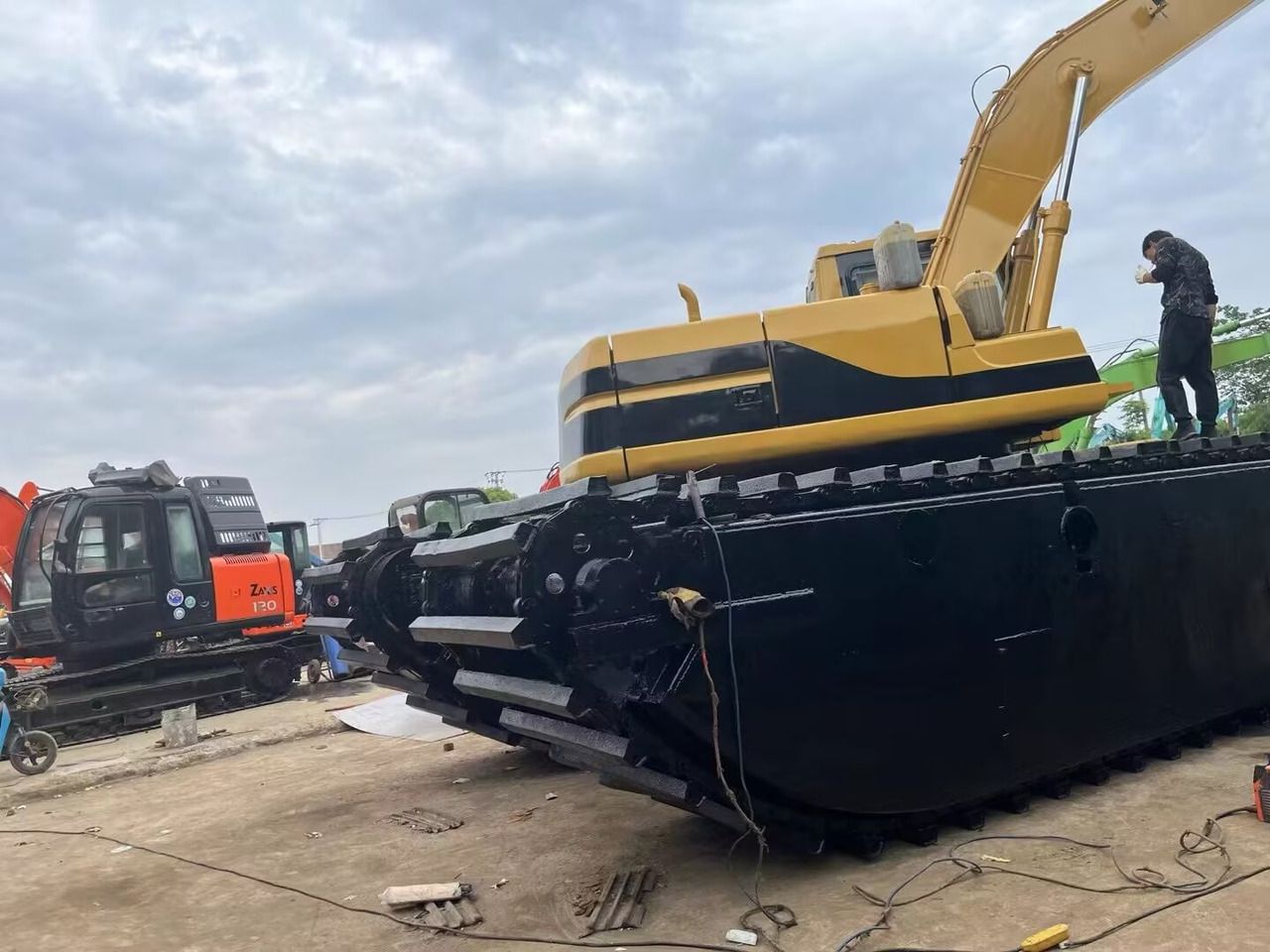2023 Caterpillar 320BL Excavadora Anfibia