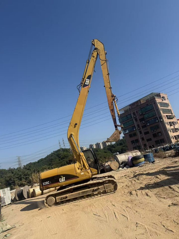 Excavator pe șenile Caterpillar 320C 2016