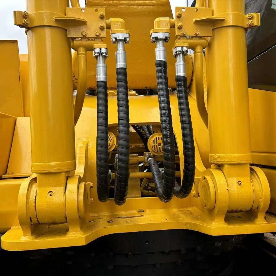 Komatsu PC300 Crawler Excavator