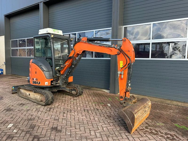 2016 Hitachi ZX38U-5A CLR Mini Excavator
