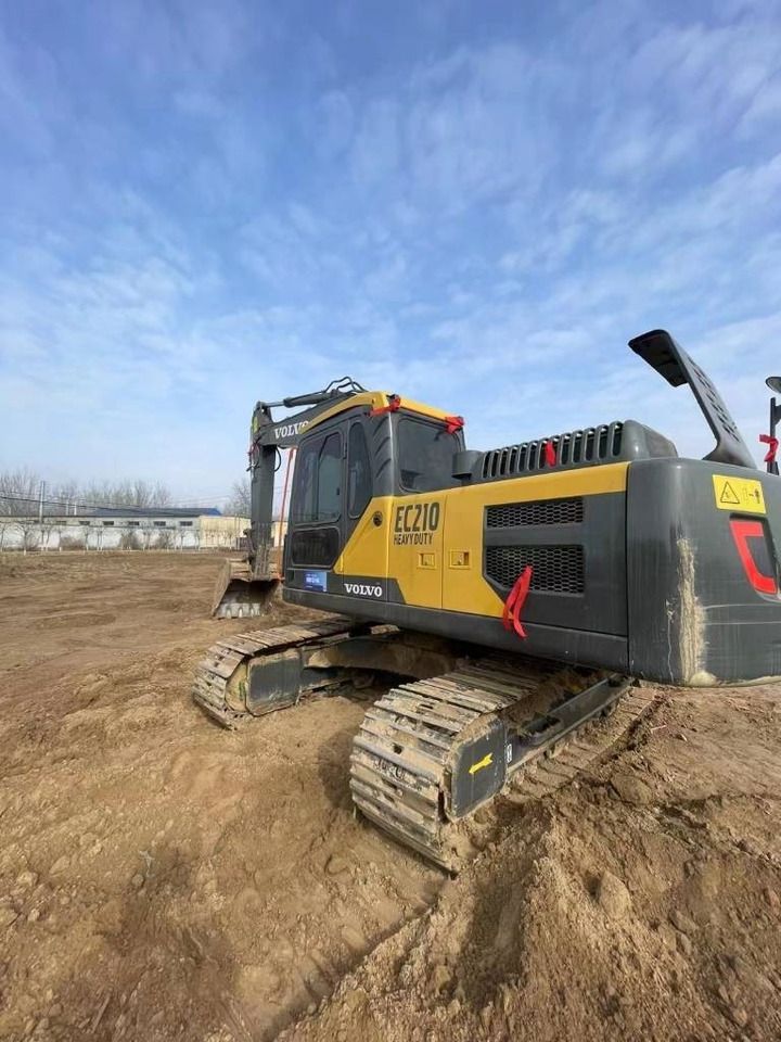 2023 Volvo EC210D Paletli Ekskavatör