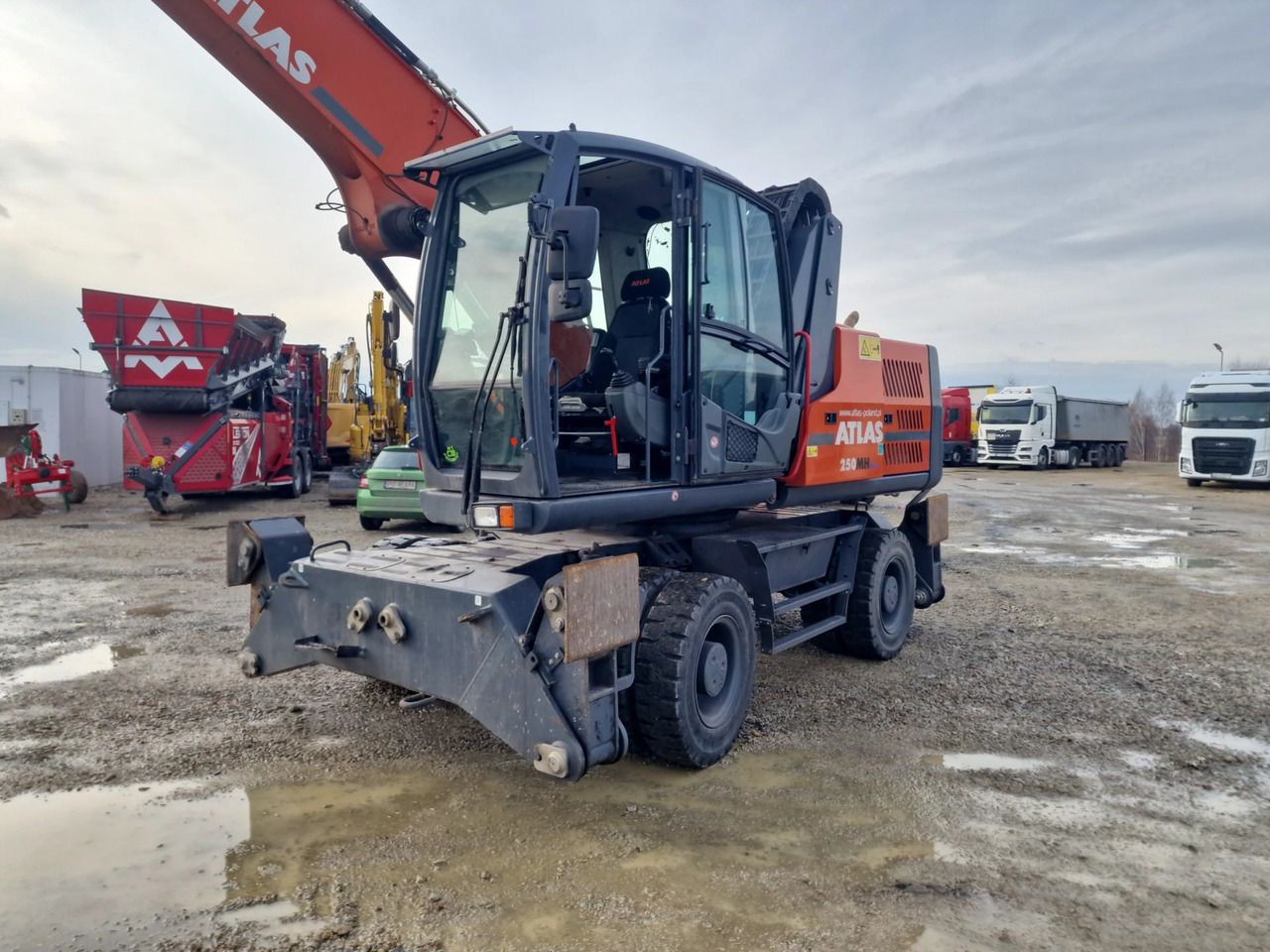 2023 Atlas 250MH BLUE Material Handler
