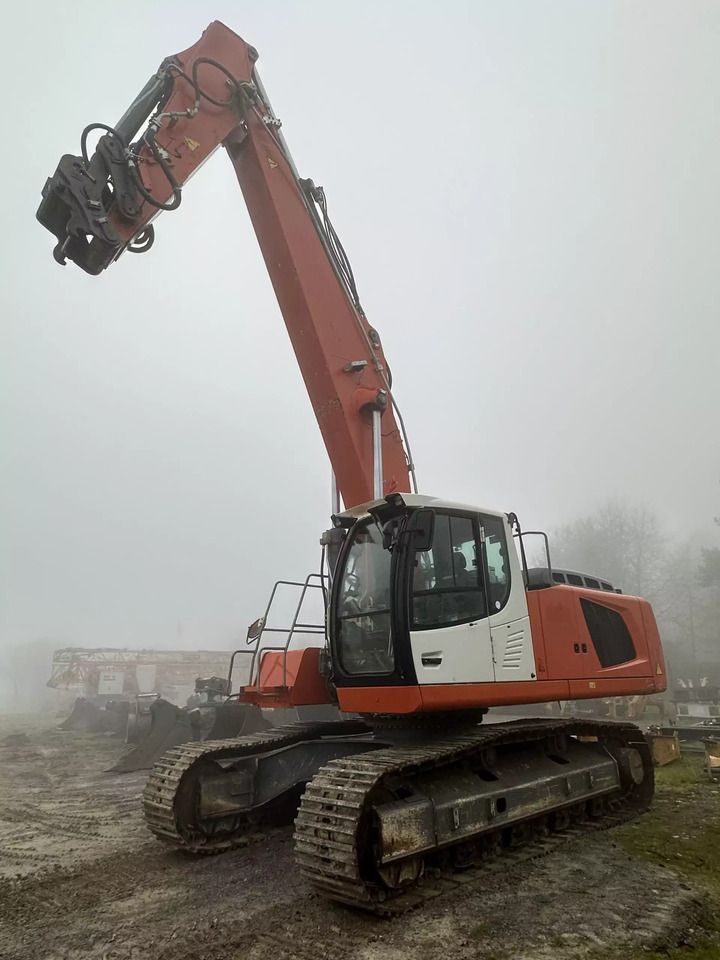 2016 Liebherr R946NLC Crawler Excavator