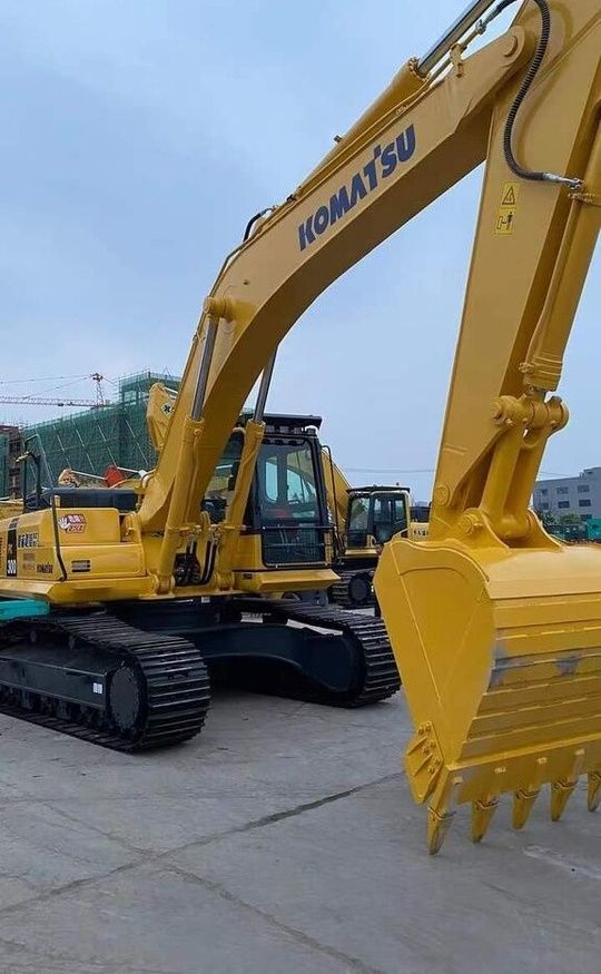 Komatsu PC300 Crawler Excavator