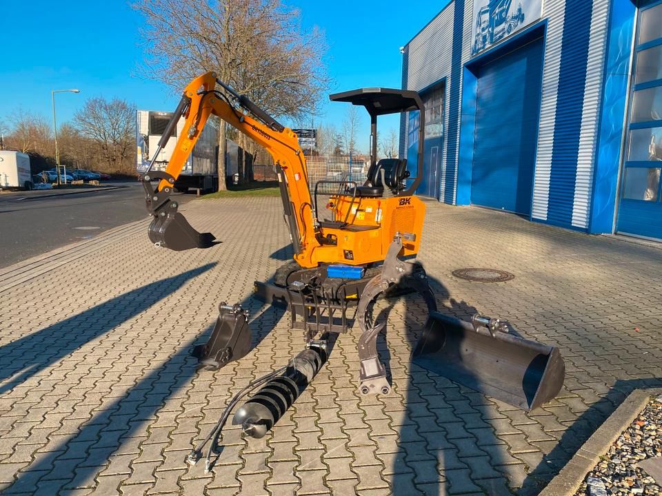 Berger Kraus BK1500JS Mini Excavator Berger Kraus BK1500JS Mini Excavator