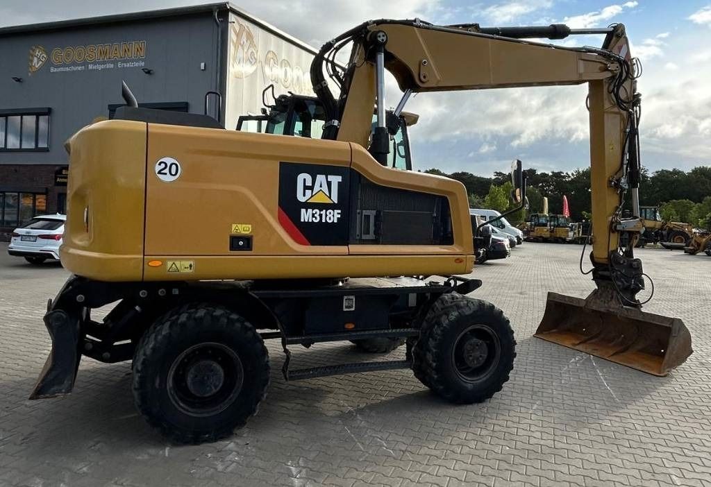 Escavadora de Rodas Caterpillar M318F de 2016