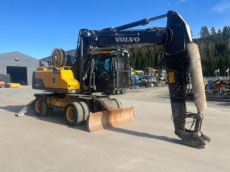 Escavadora de Rodas Volvo EW210D de 2017