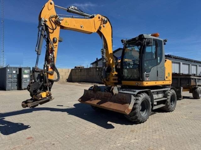 2016 Liebherr A910 COMPACT Wheel Excavator