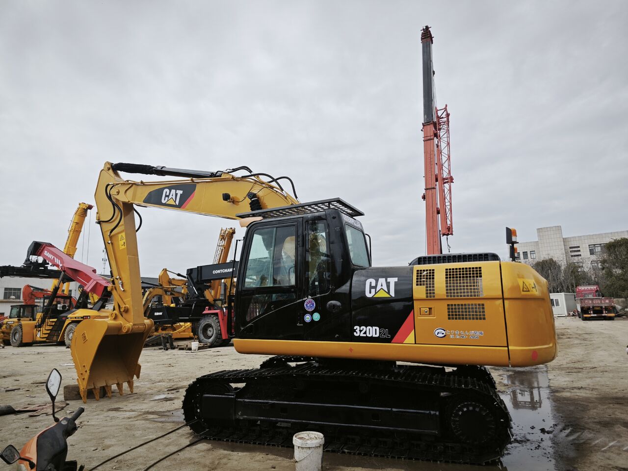 Caterpillar 320D2 Crawler Excavator Caterpillar 320D2 Crawler Excavator