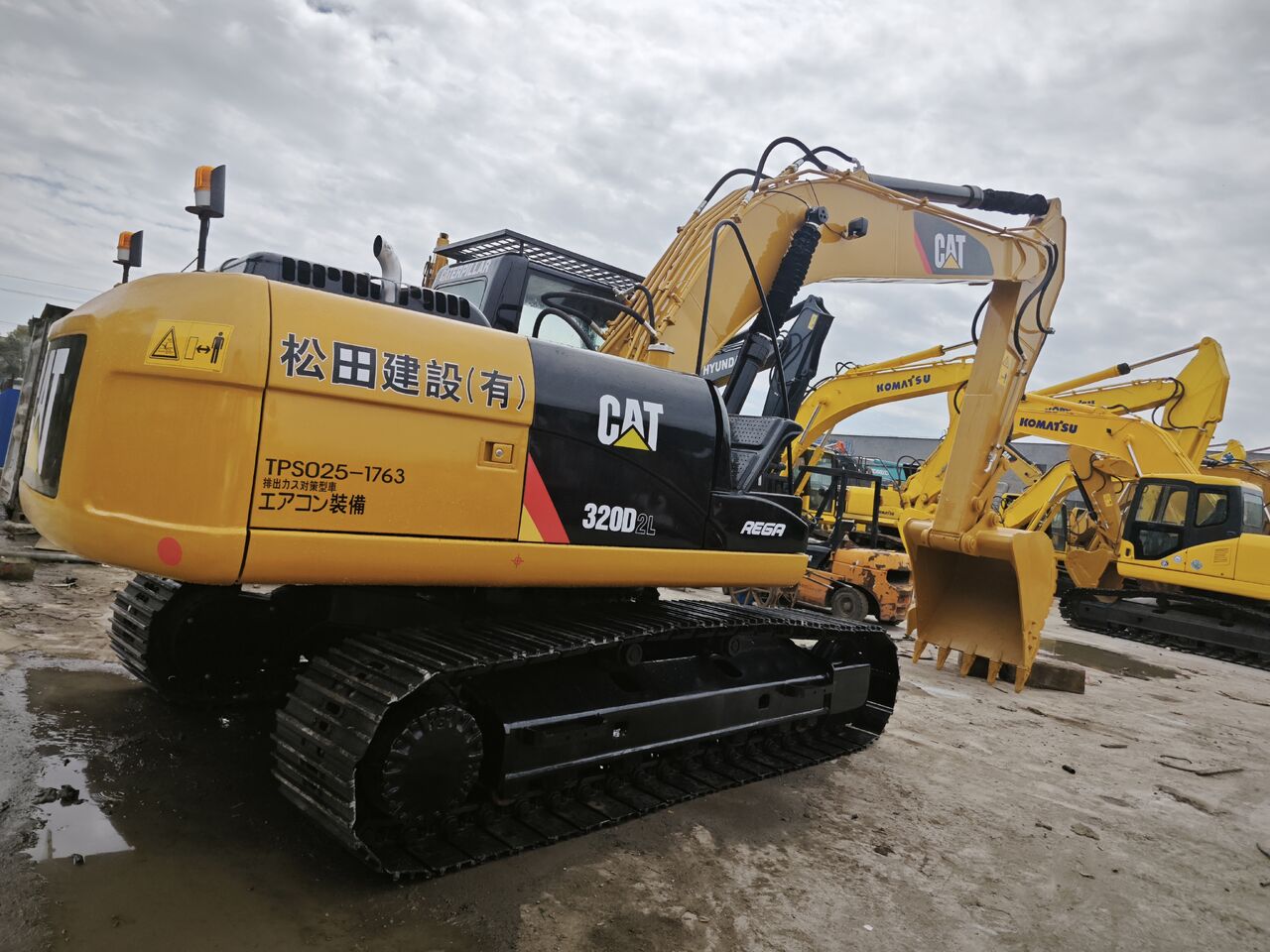 Caterpillar 320D2 Crawler Excavator