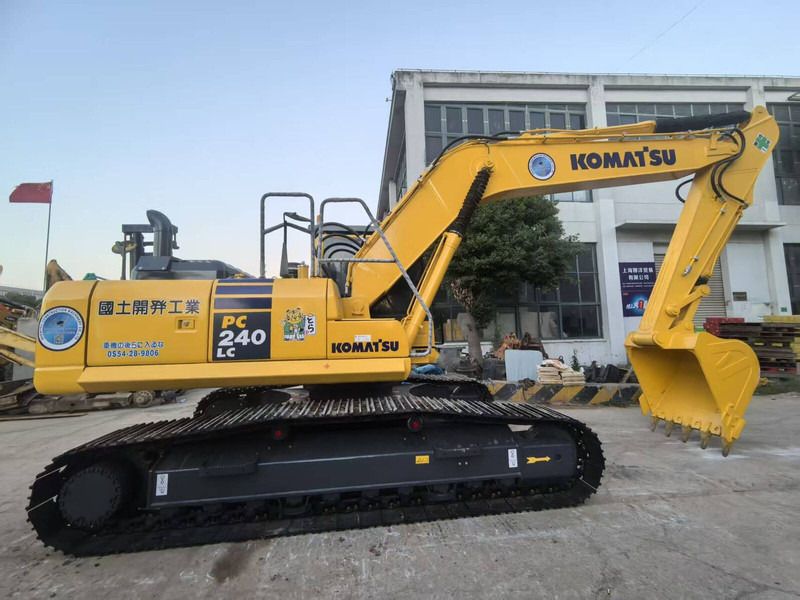 2024 Komatsu PC240LC-8 Crawler Excavator
